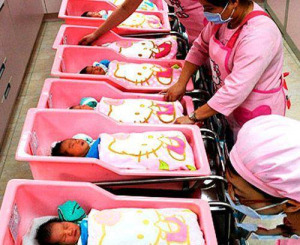 Diaper-Cake-Singapore-Hello-Kitty-Maternity-Hospital-Taiwan-07