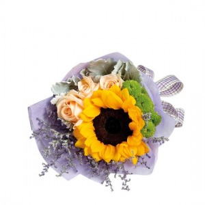 Humming Flowers and Gifts Hand Bouquet 